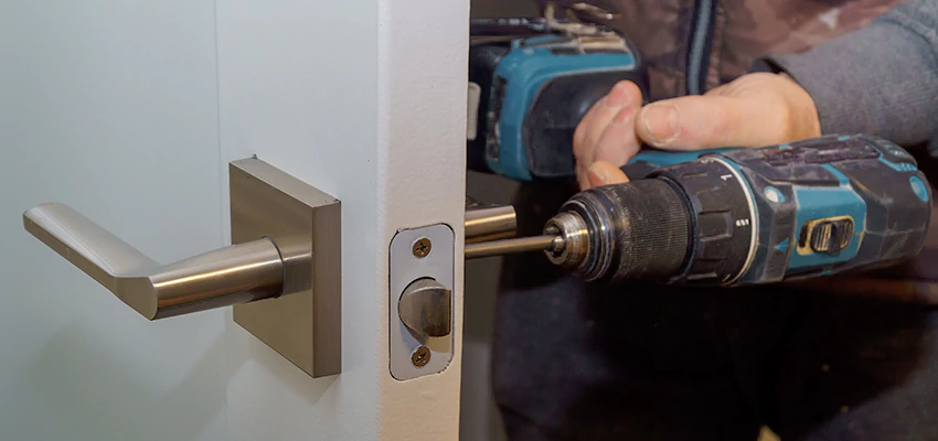 Broken Door Handle Lock Repair in Norco, California