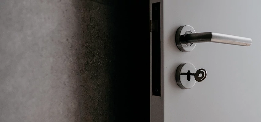 Front Door Handle Repair And Installation in Norco, CA